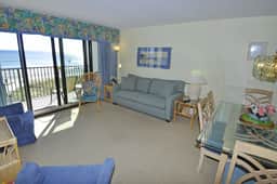 Oceanfront 3BR/2BA  Condo! Walk to Beach Bars, Restaurants, grocery and more! - Image 3