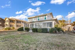 Coastal Private Home | Steps to Beach | Sleeps 12 - Image 2