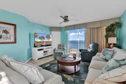 Oceanfront l 4BR l Pool and Lazy River l End Unit - Image 2