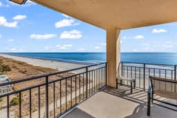 Xanadu III l Ocean front l 1BR Condo l Pool - Image 2
