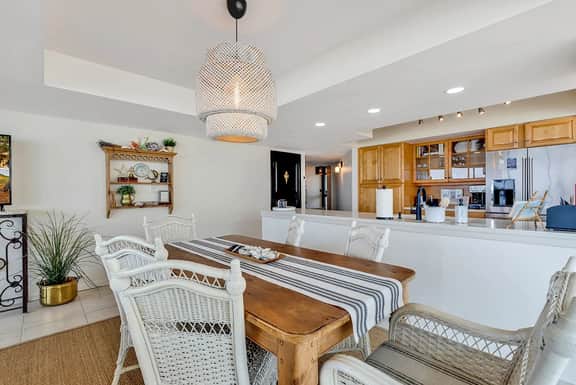 Luxury 3BR Condo at Shoreham Towers II: Oceanfront - Image 5
