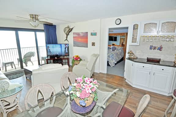 Oceanfront 3BR/2BA Condo at Springs Towers 603 Pool. Hot Tubs & Fitness Room - Image 2